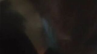 Сочная красотка угощает своего парня поглощением и трахом - порно видео