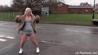 Писать на улицах запрещено - порно видео